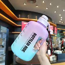2.2 Large Capacity Travel Motivational Water Bottle With Time Maker