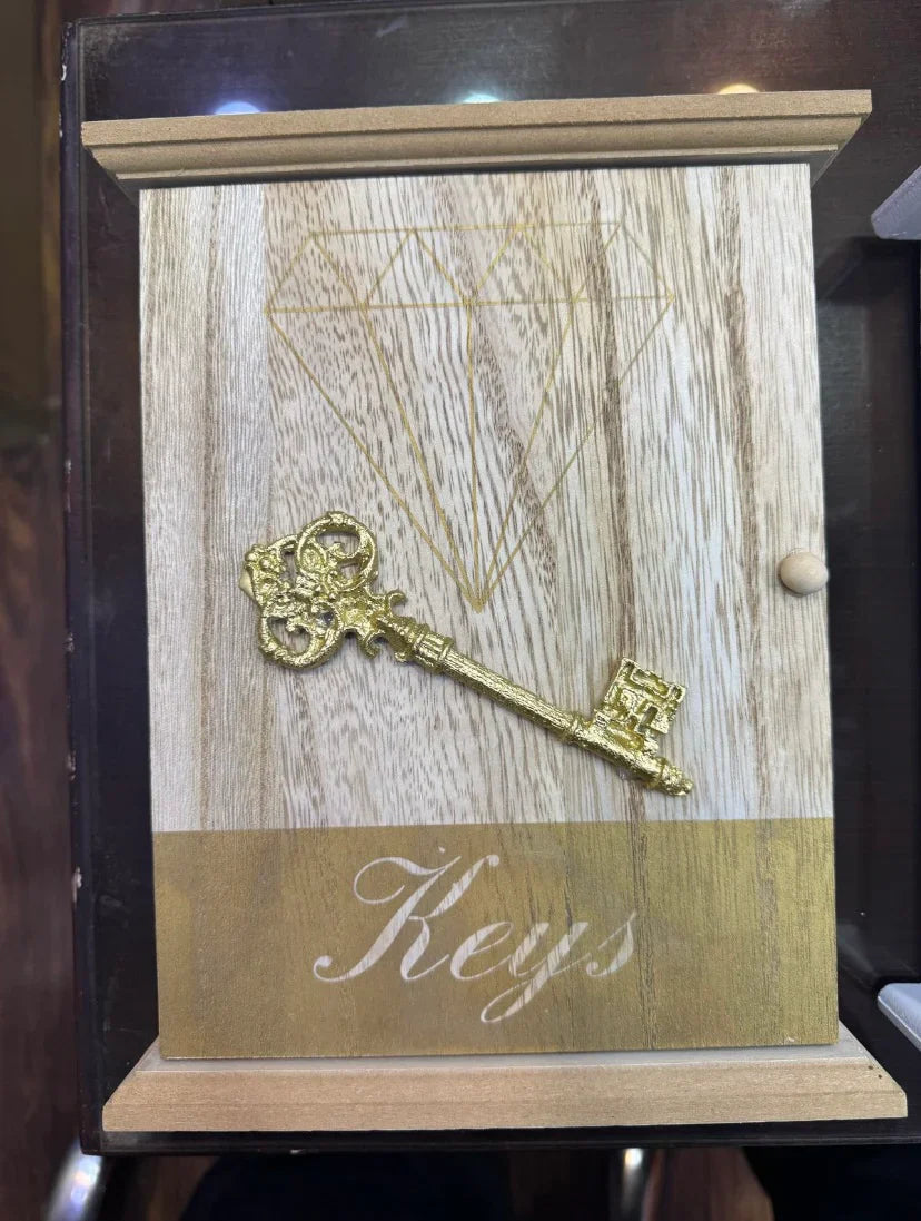 Wall Mounted Wooden Key Holder, Wall Decorative Key Organizer